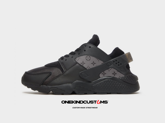 Custom made Nike Huarache's