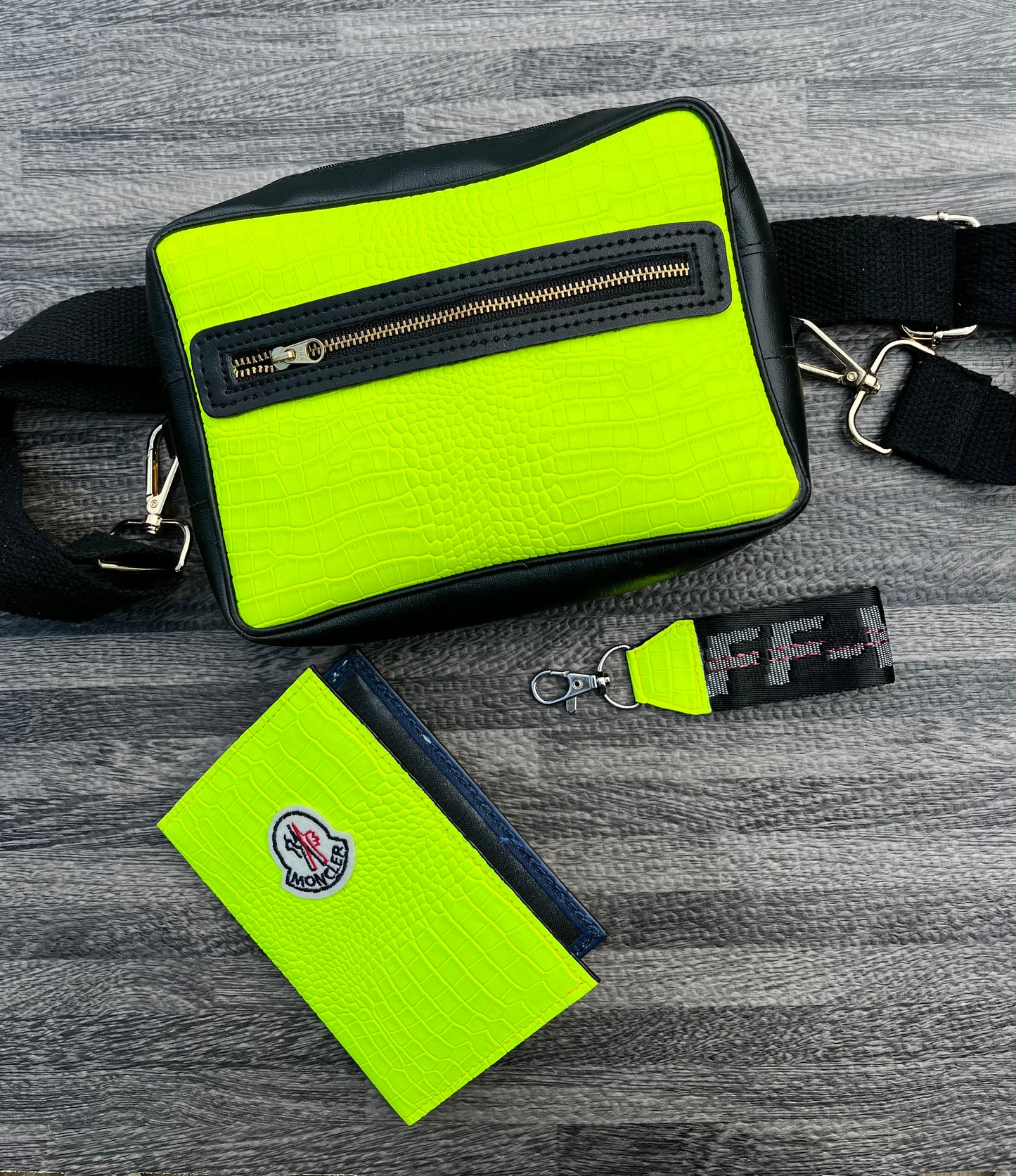 Neon Alligator Set
